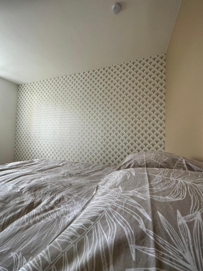 Le Madeleine - Cosy & Renove - Face Tram Apartment Orleans Ngoại thất bức ảnh