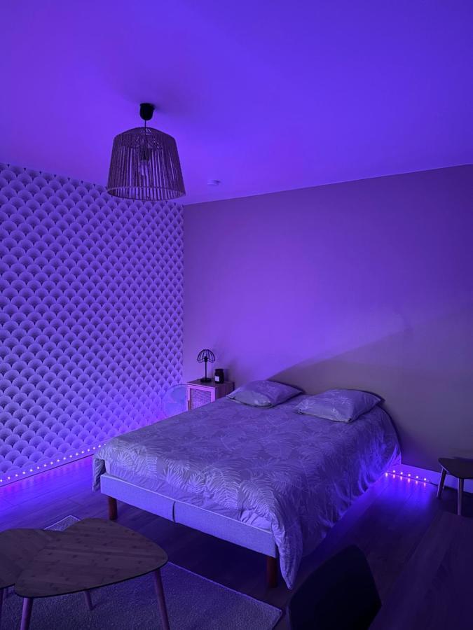 Le Madeleine - Cosy & Renove - Face Tram Apartment Orleans Ngoại thất bức ảnh