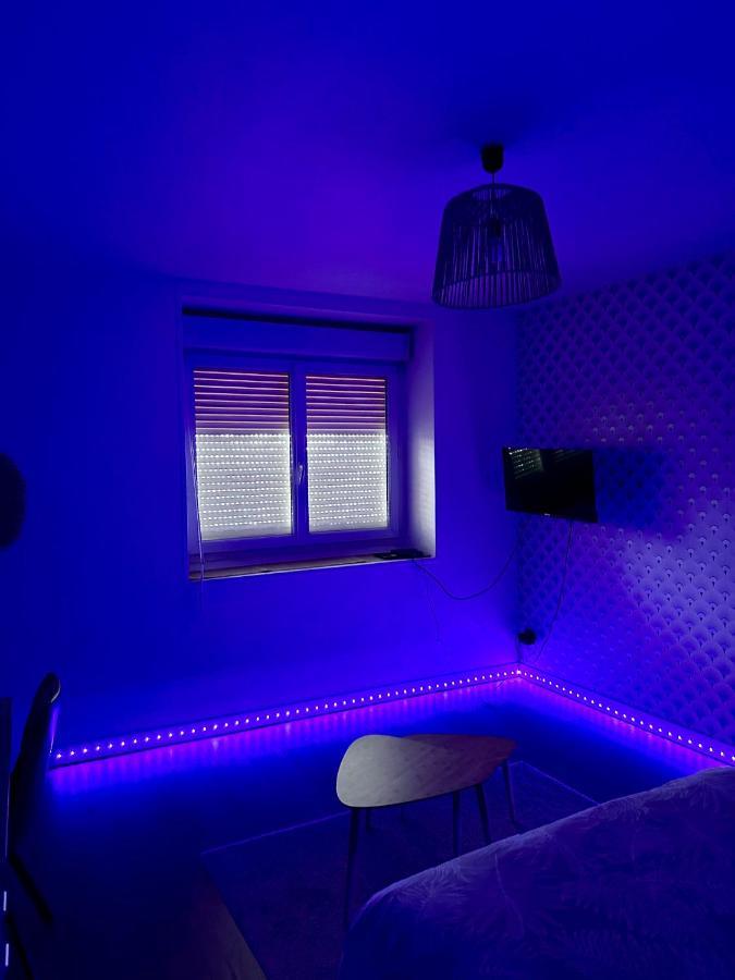 Le Madeleine - Cosy & Renove - Face Tram Apartment Orleans Ngoại thất bức ảnh